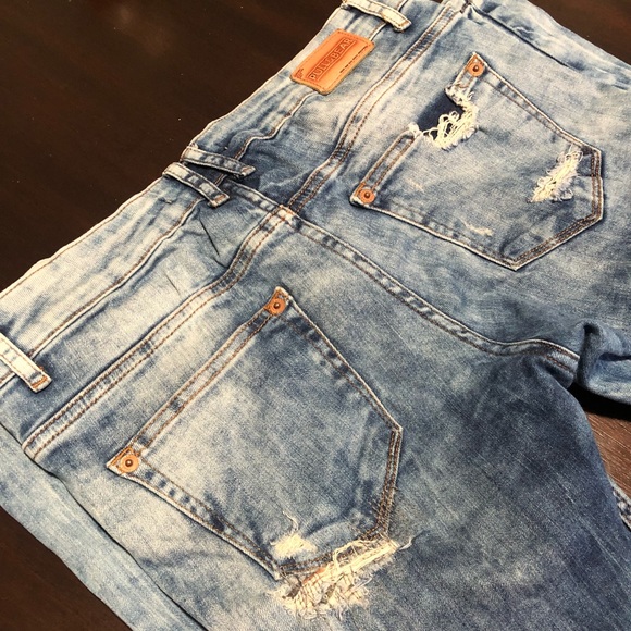 Pull and Bear Jeans - Picture 5 of 6